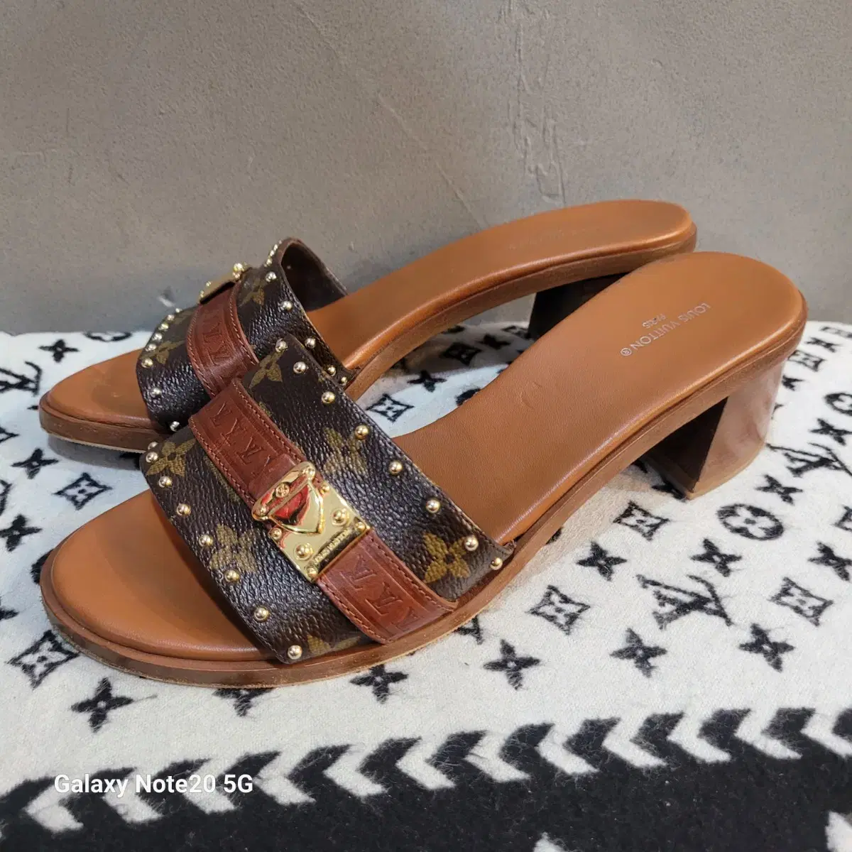 正規品 ルイヴィトン ミュール サンダル ロックイット ルイ・ヴィトン